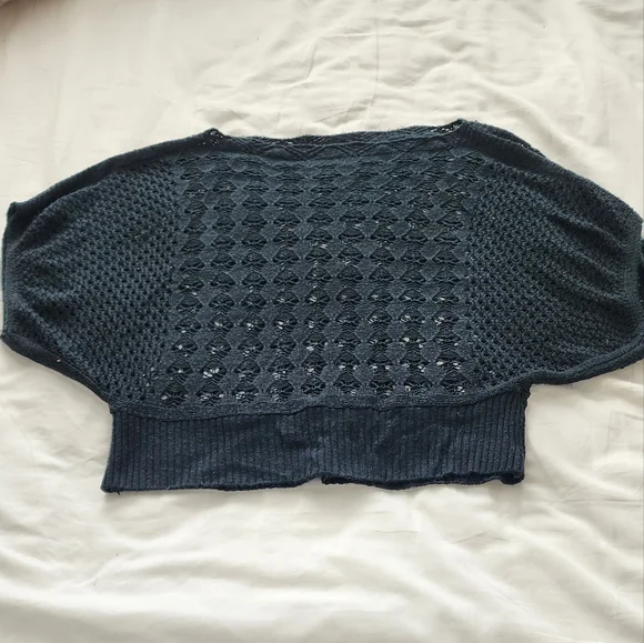 Sweater top - Picture 7 of 7